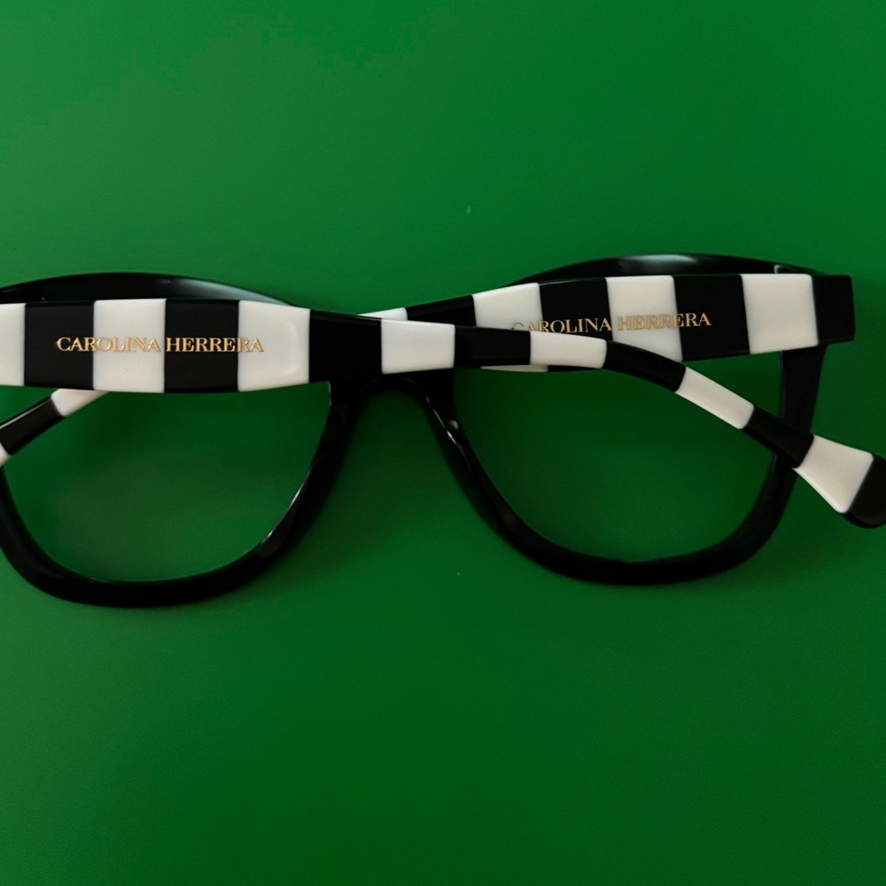 Carolina Herrera glasses